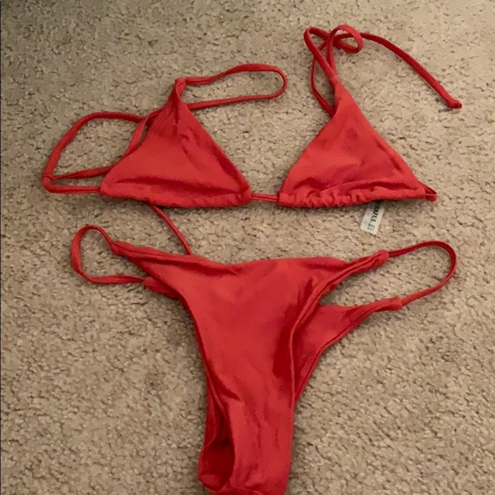 Rust thong bikini